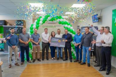 Associado de Campo Bonito (PR) ganha meio milhÃ£o de reais no sorteio especial de outubro da PoupanÃ§a Premiada Sicredi